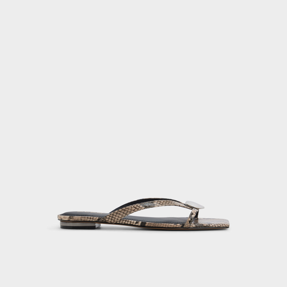 Iliria White/Black Women's Flats - Slide sandal | Aldo sale