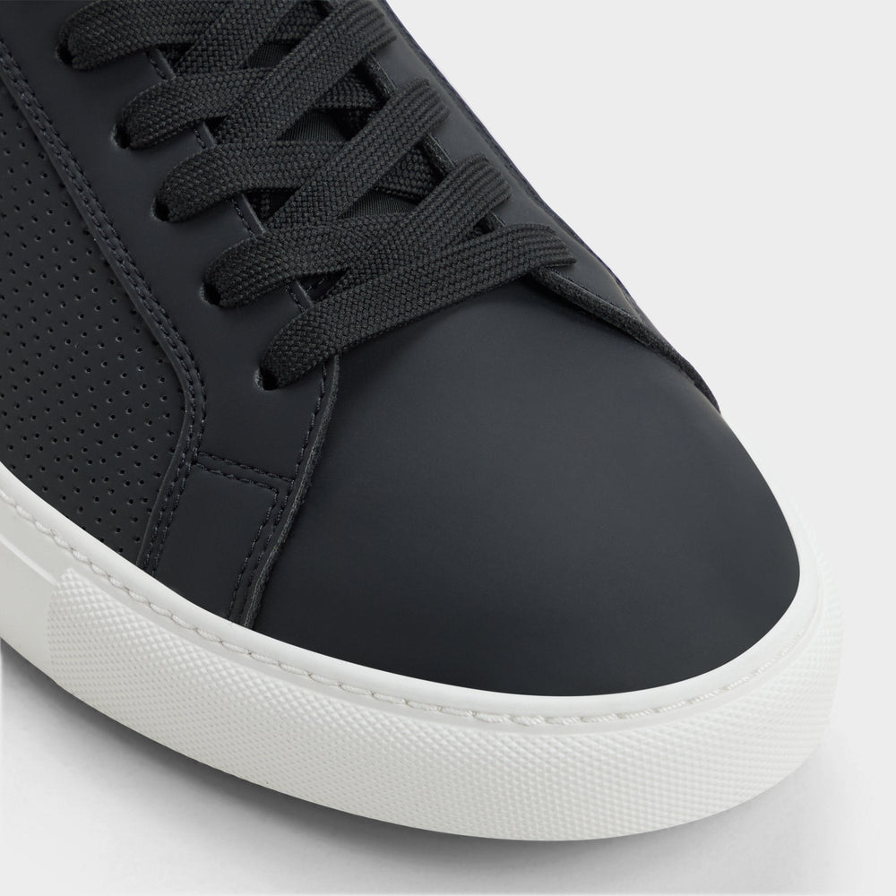 Xavier in Black 14204478 - Low top sneaker | Aldo online