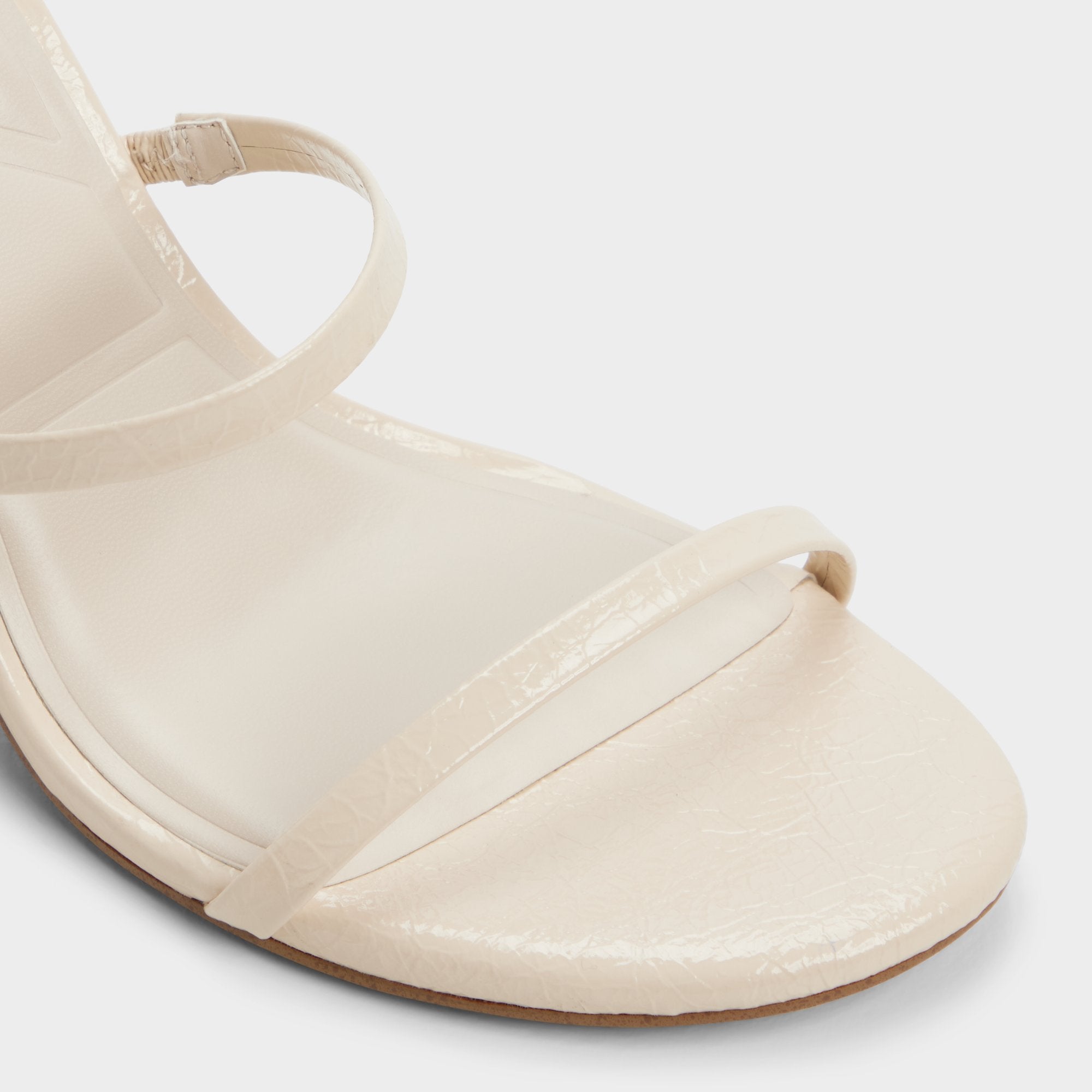 Avelinda in Cream - Heeled mule | Aldo discount