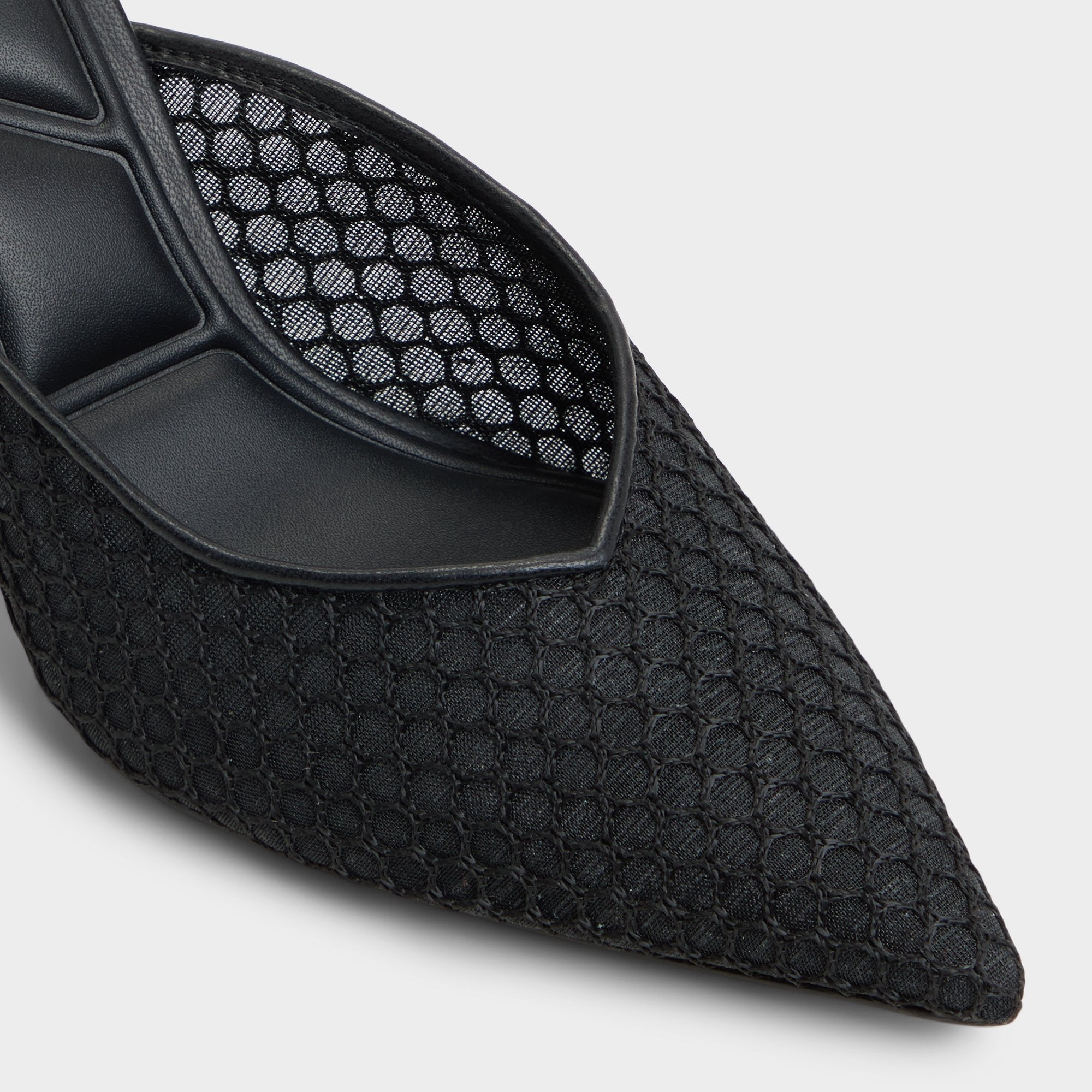 Gamilia Black Women's Kitten heels - Heeled mule, Kitten heel | Aldo outlet