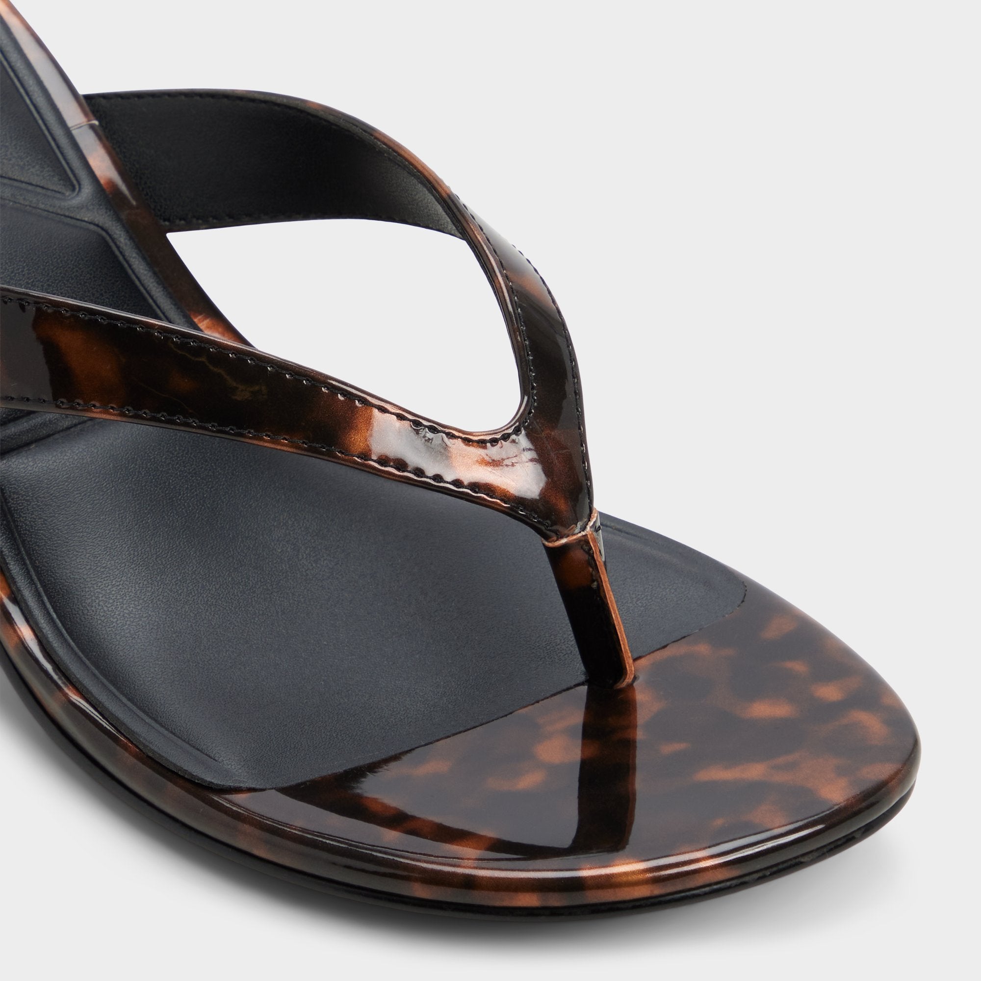 Jump in Open Brown - Heeled flip flop, Kitten heel | Aldo on sale