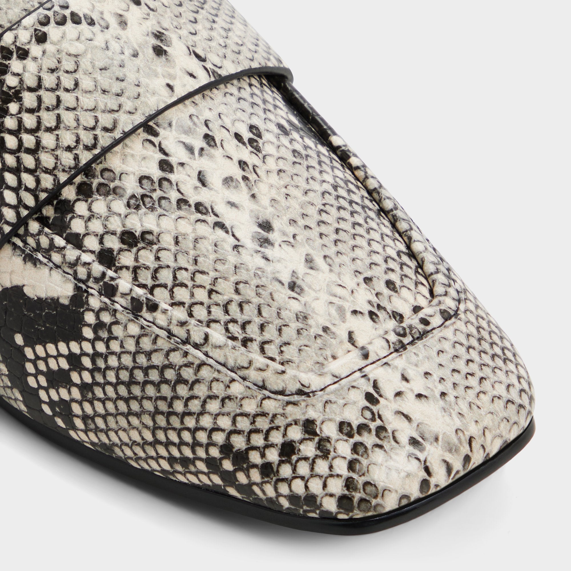 Bellamyy Black/White Women's Loafers & Oxfords - Loafer | Aldo online