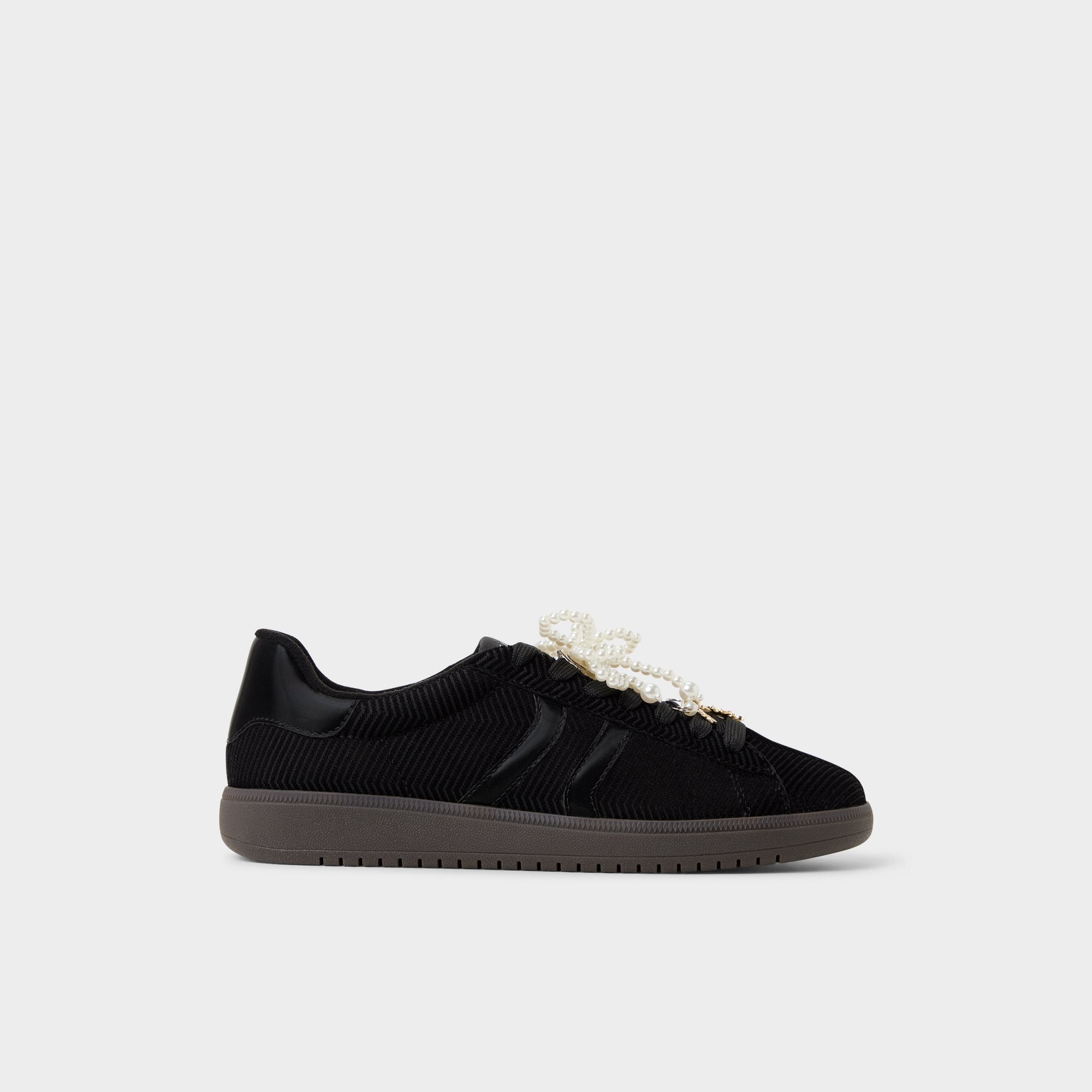 Chicsneaker2 in Black Black - Low top sneaker, Cup sole | Aldo online