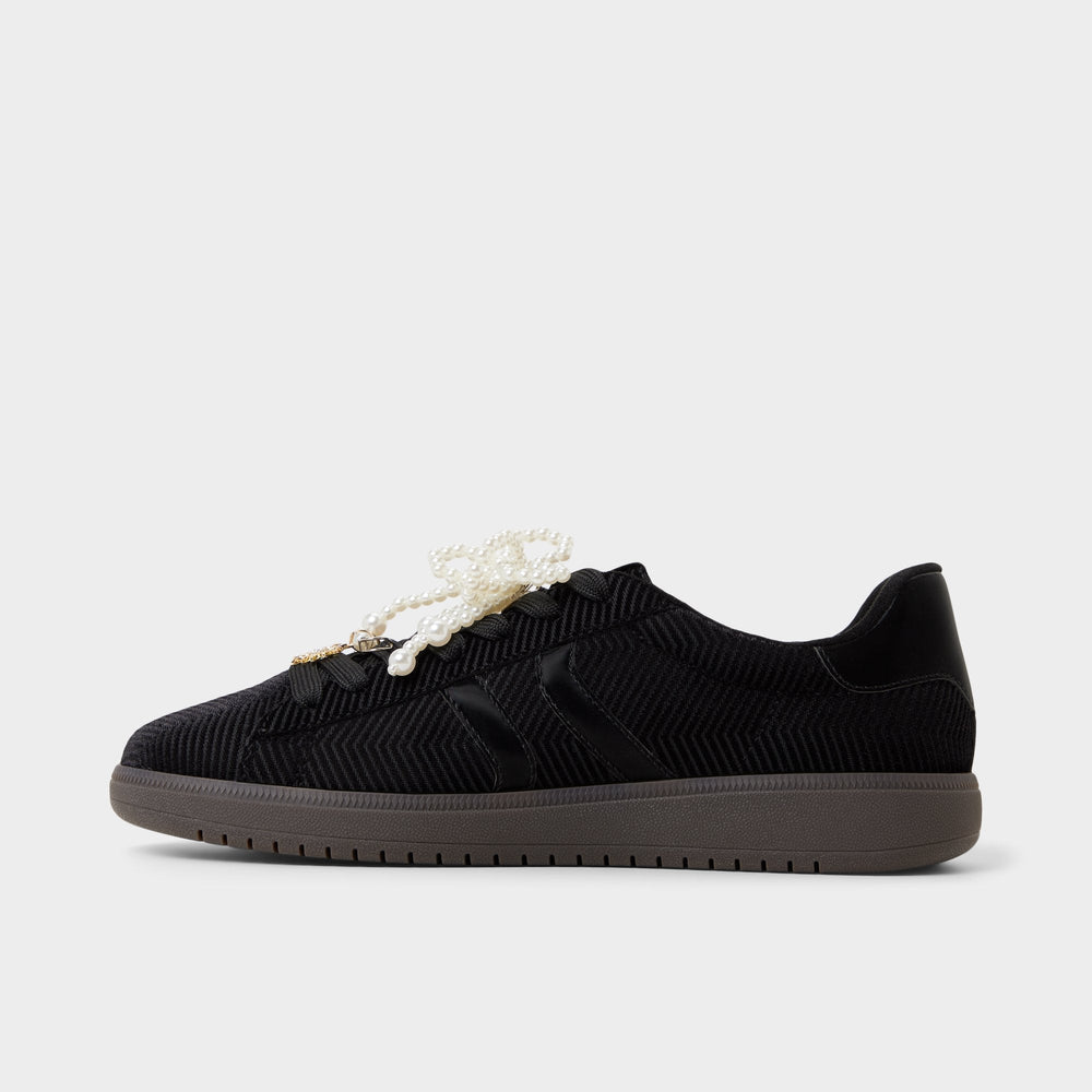 Chicsneaker2 in Black Black - Low top sneaker, Cup sole | Aldo online