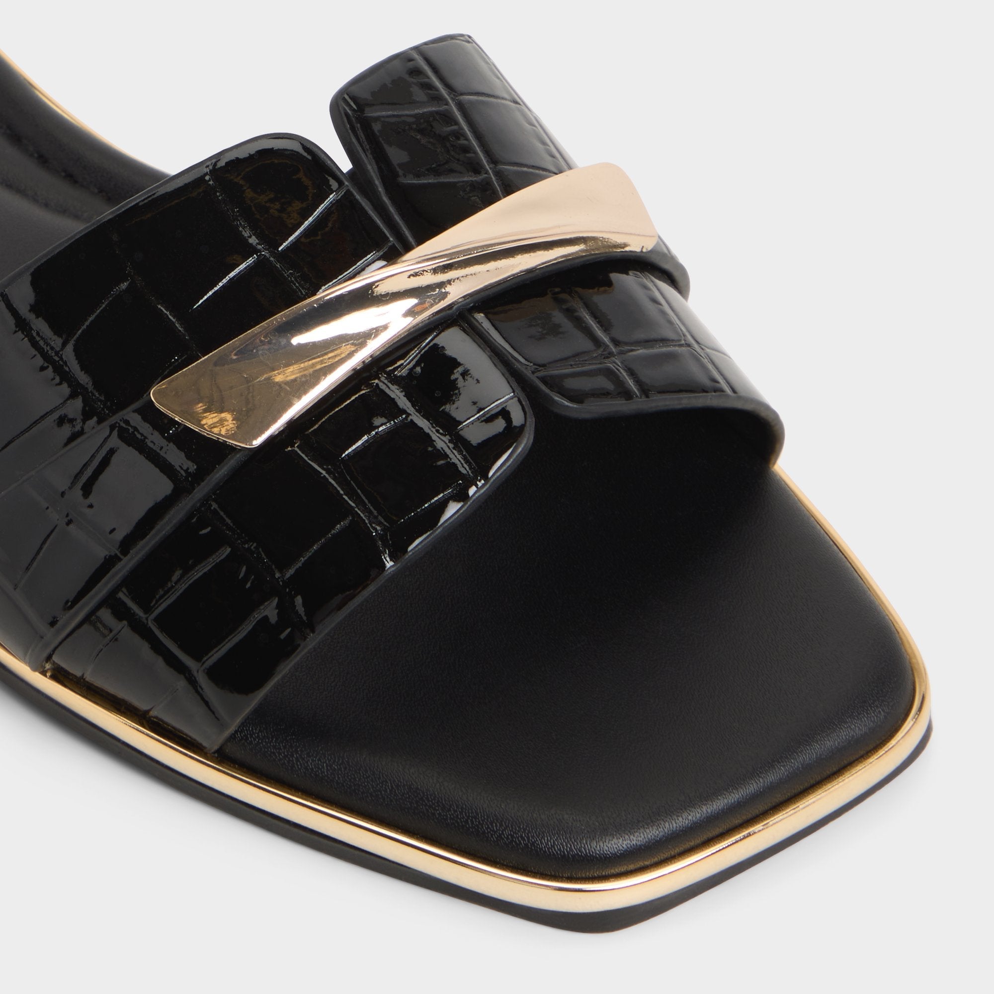 Darlina in Black - Slide sandal | Aldo sale