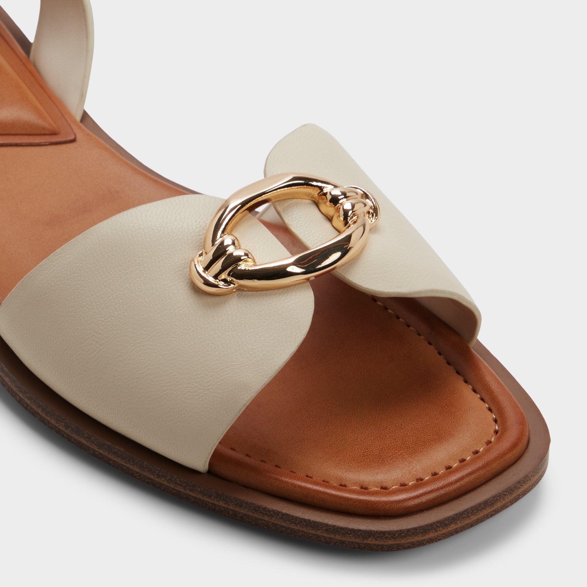 Calelian in Other White - Flat sandal | Aldo online