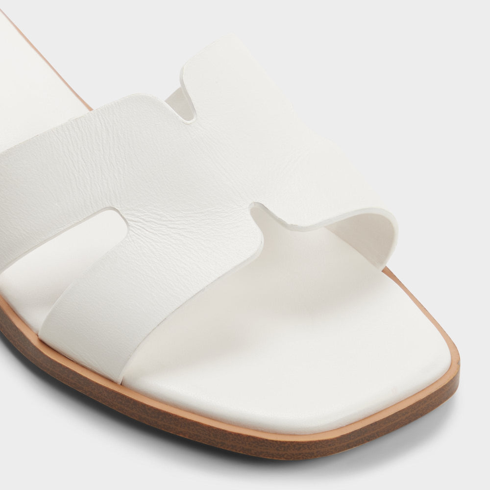 Itsandalb in White - Slide sandal | Aldo online