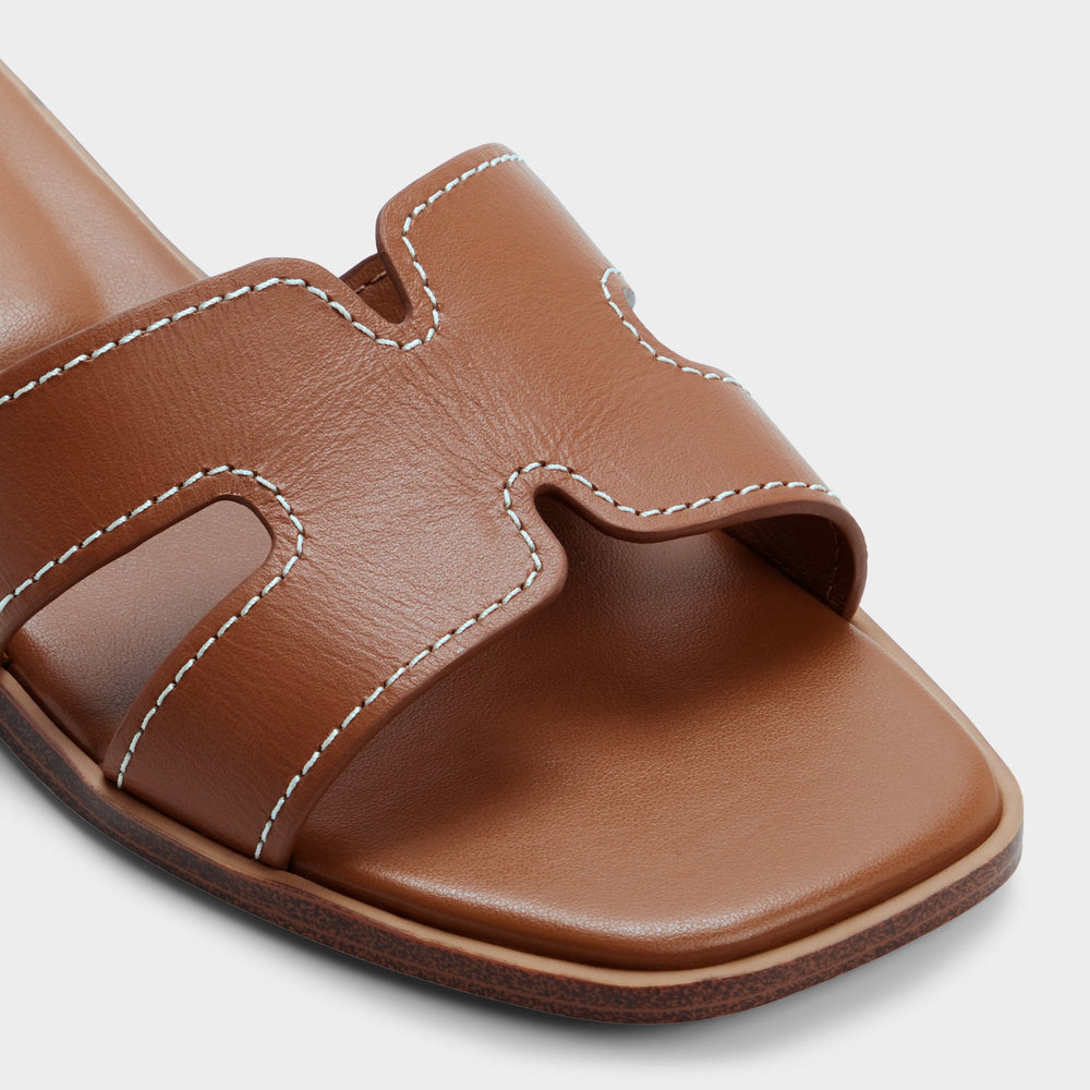 Itsandalb in Medium Brown - Slide sandal | Aldo online