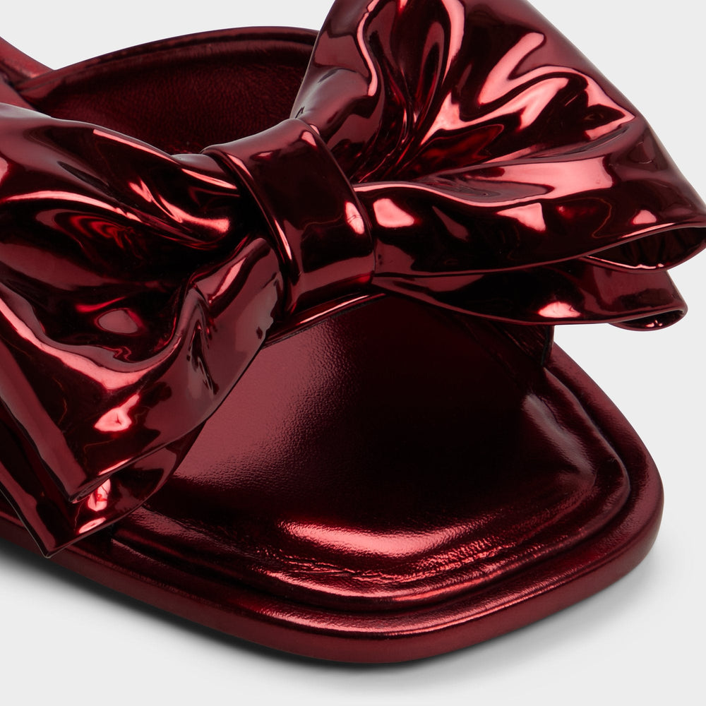 Bowetta in Medium Red - Slide sandal | Aldo outlet