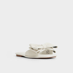 Bowetta in Other White - Slide sandal | Aldo discount