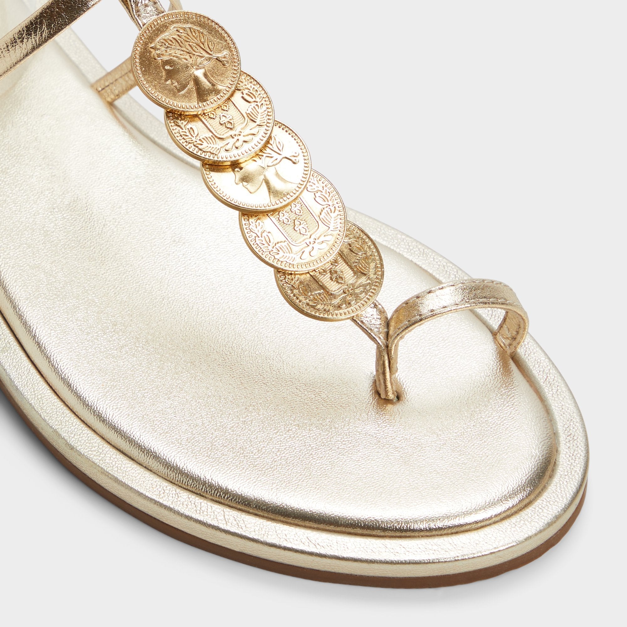 Artemisa Gold Women's Travel essentials - T-strap sandal | Aldo outlet