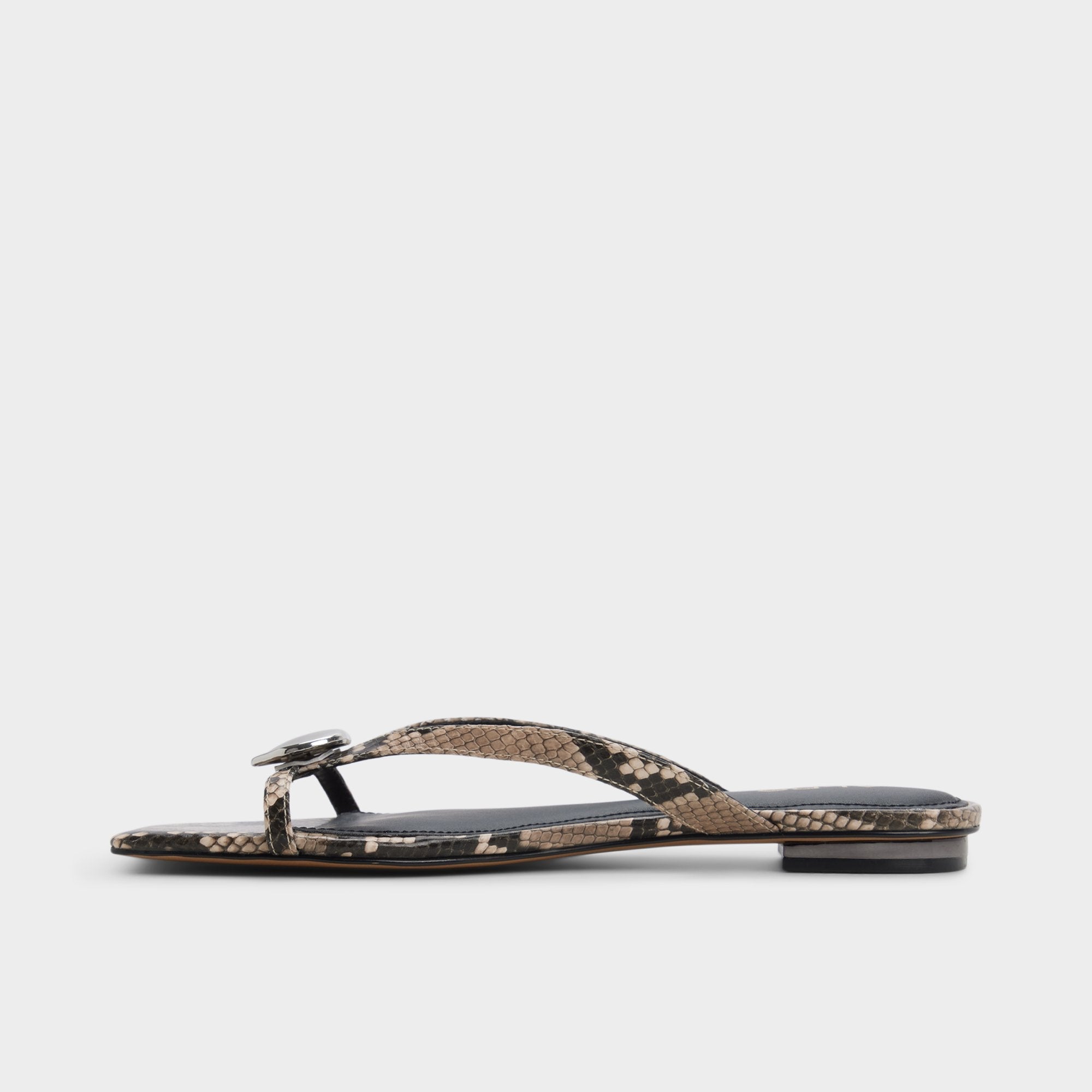 Iliria White/Black Women's Flats - Slide sandal | Aldo sale
