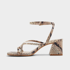 Adrauder in Brown Overflow 13801090 - Strappy block heeled sandal, Block heel | Aldo sale