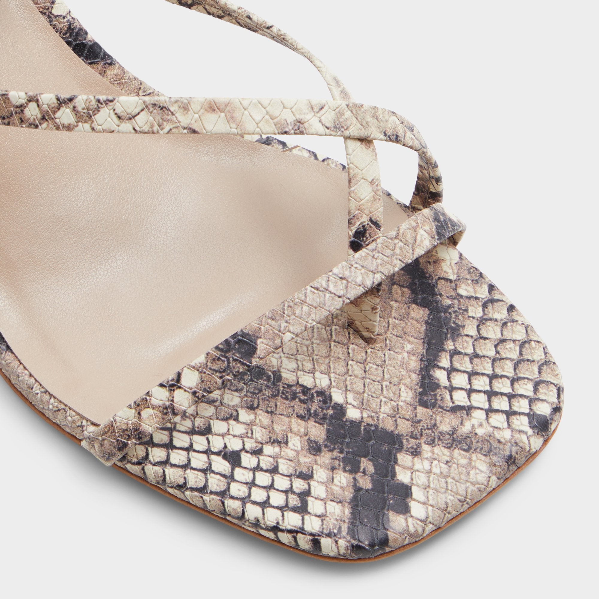 Adrauder in Brown Overflow 13801090 - Strappy block heeled sandal, Block heel | Aldo sale
