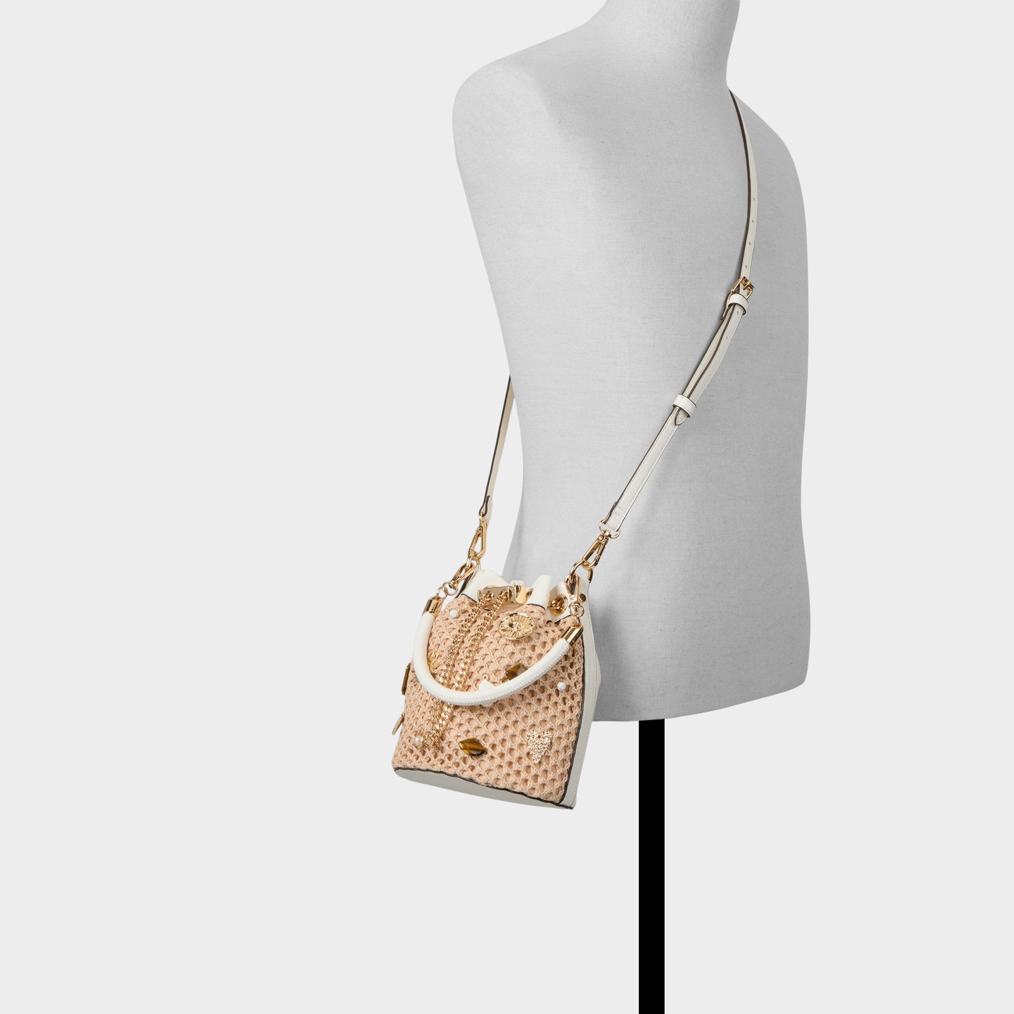 Shellinax in Natural - Bucket bag | Aldo sale