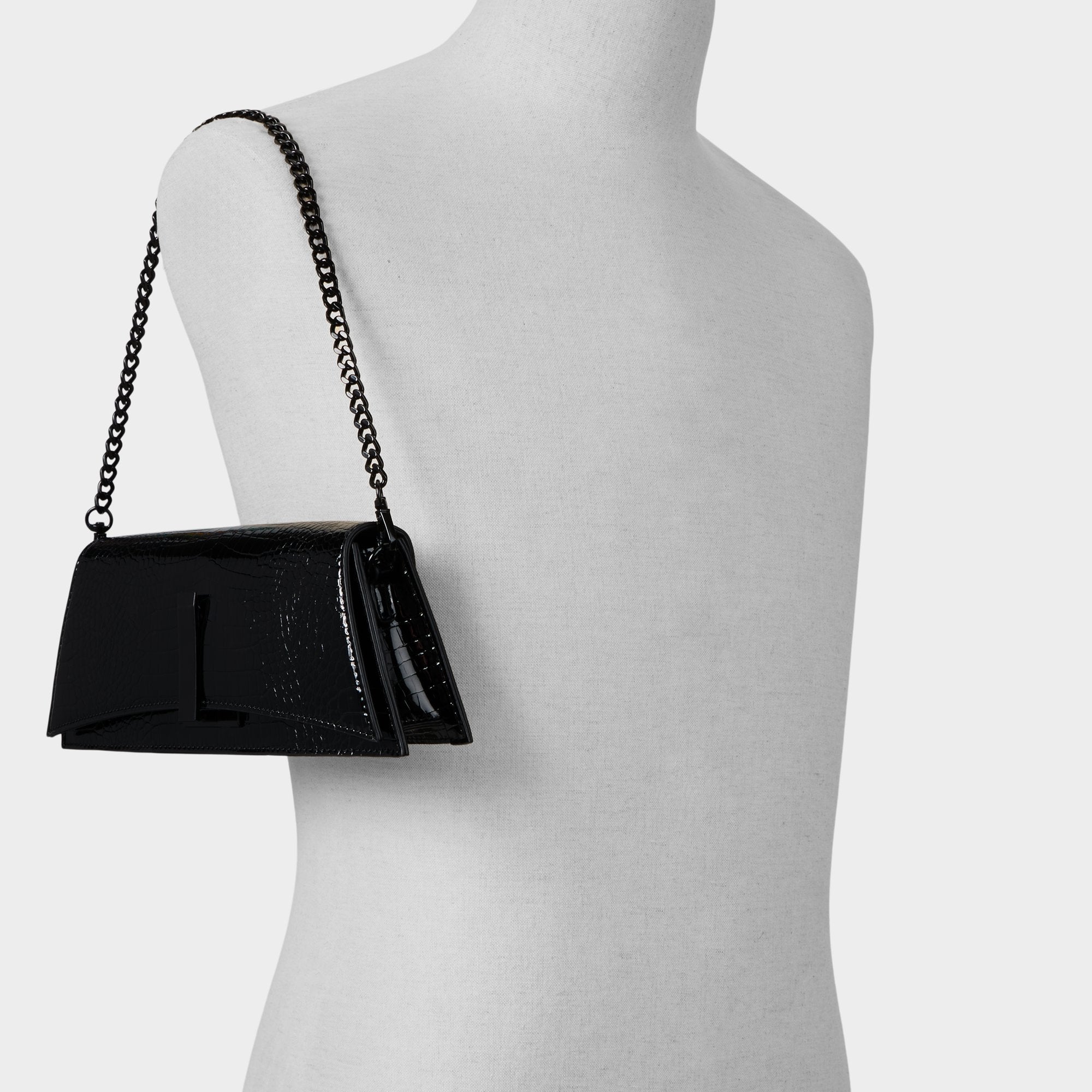 Mmychaelaa in Black - Clutch | Aldo sale