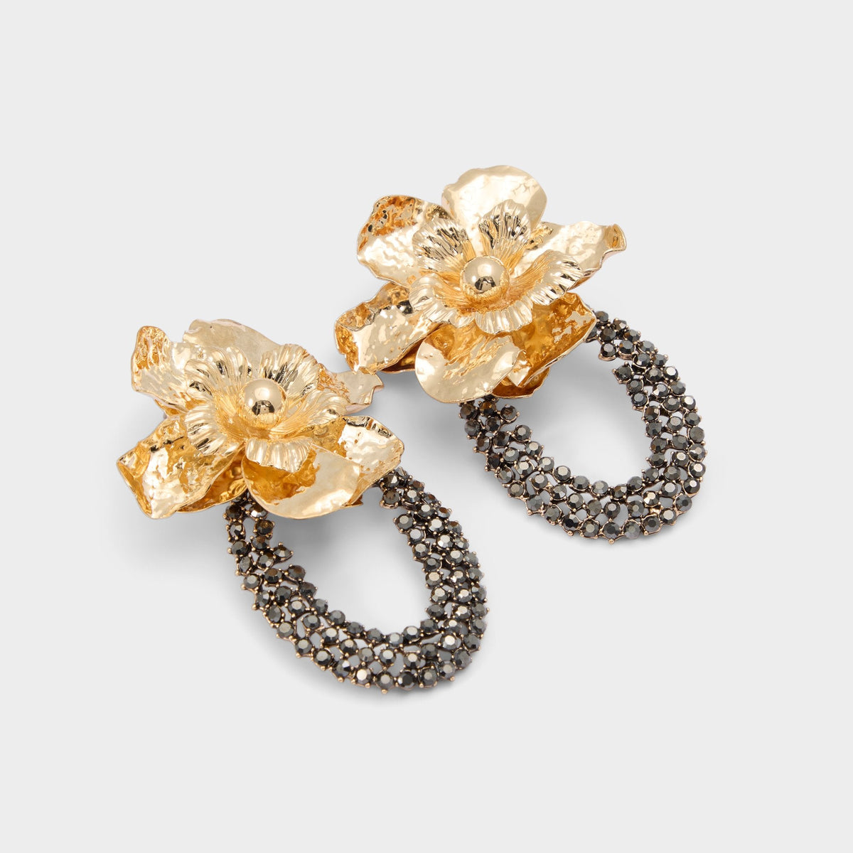Florabella in Grey - Chandelier earrings | Aldo on sale