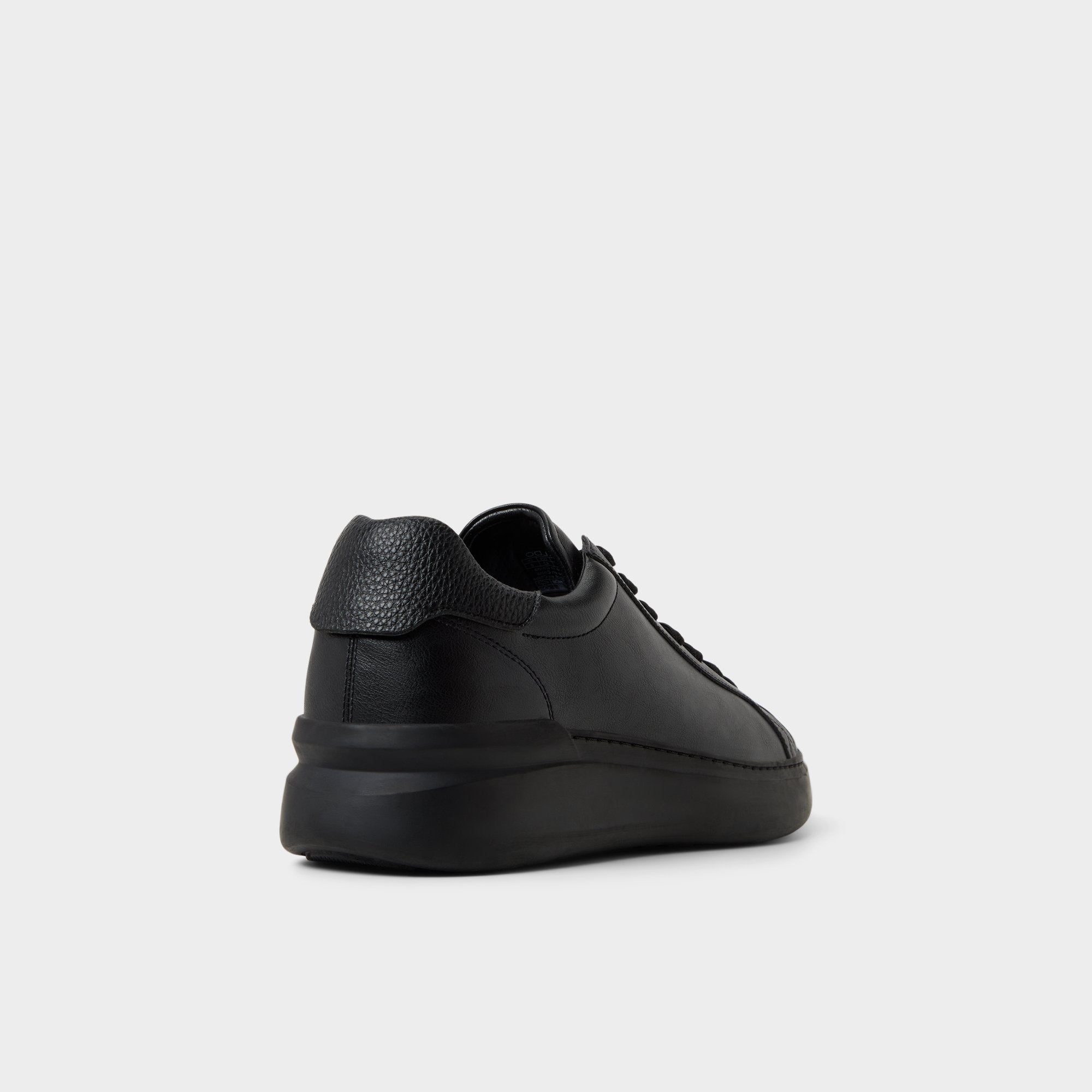 Toddy in Black Black 14134996 - Low top sneaker | Aldo online
