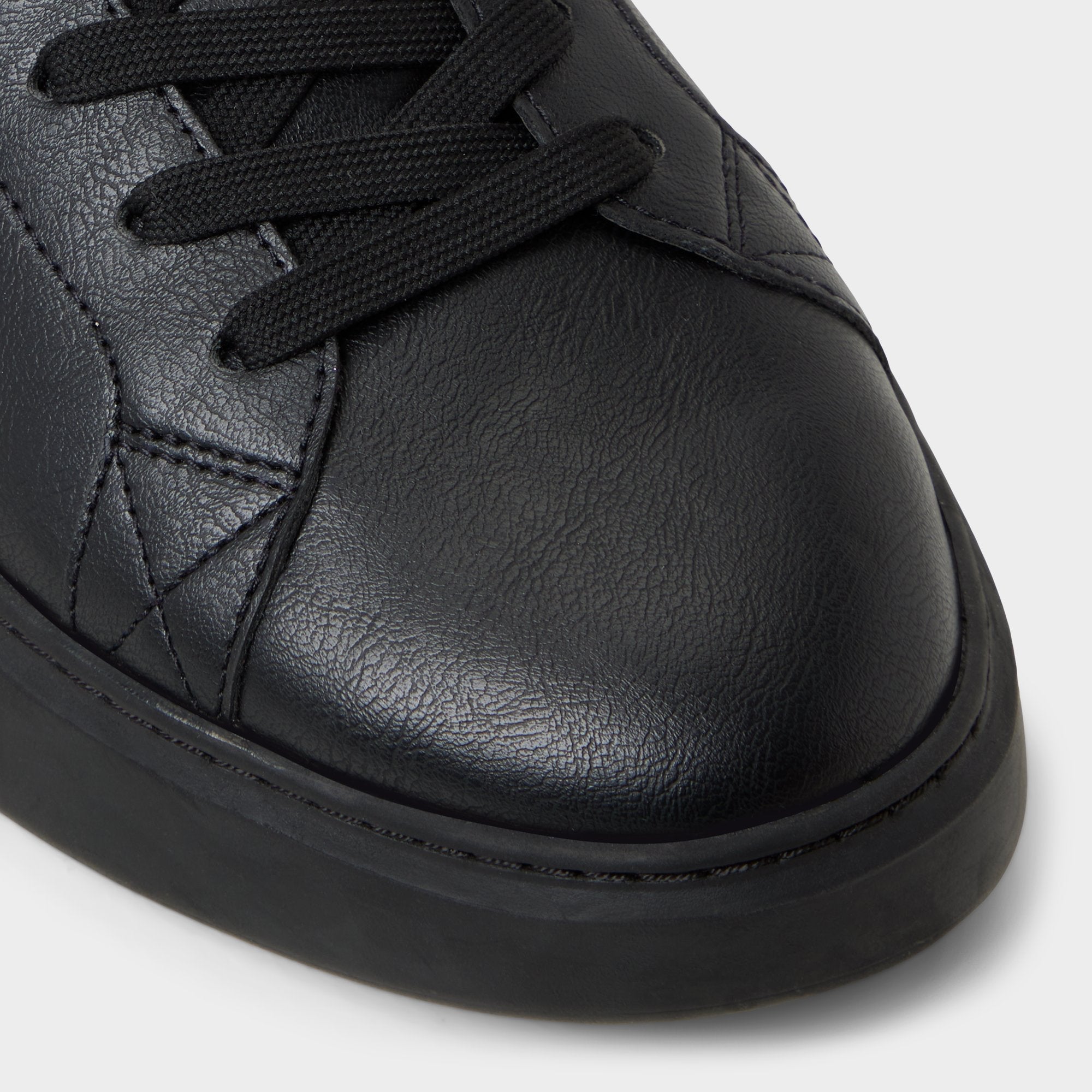 Toddy in Black Black 14134996 - Low top sneaker | Aldo online