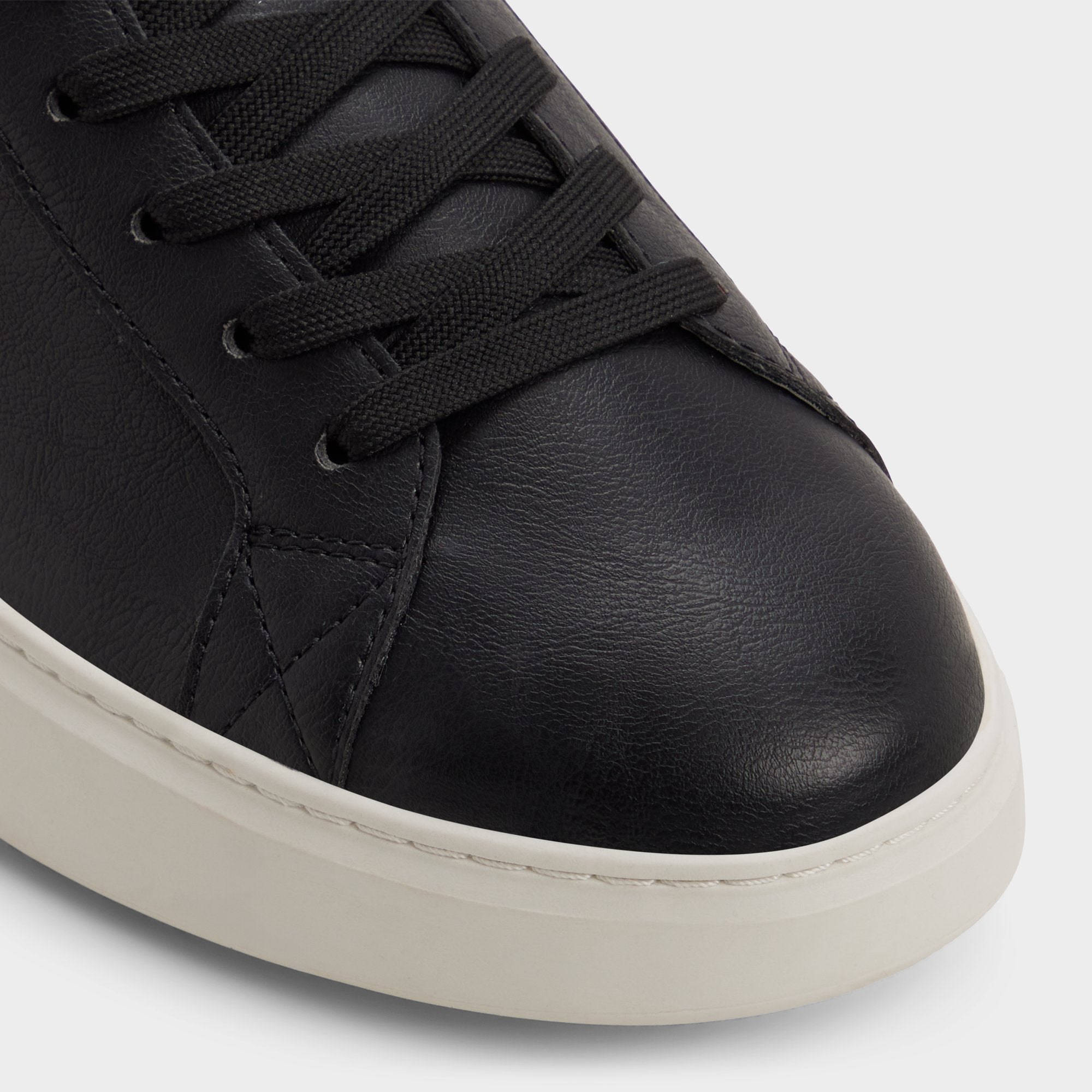 Rohan in Black - Low top sneaker | Aldo online