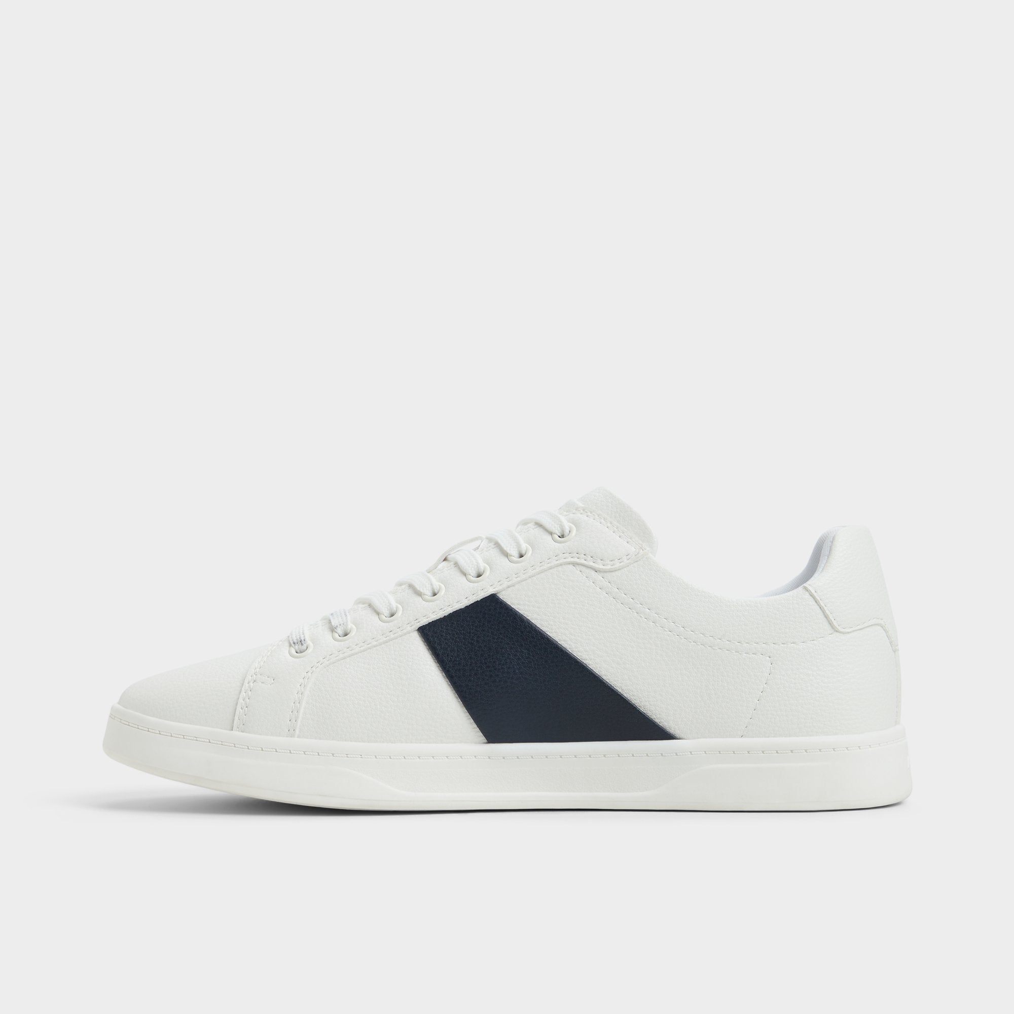 Ozzy White/Navy Men's Low top - Low top sneaker, Cup sole | Aldo online
