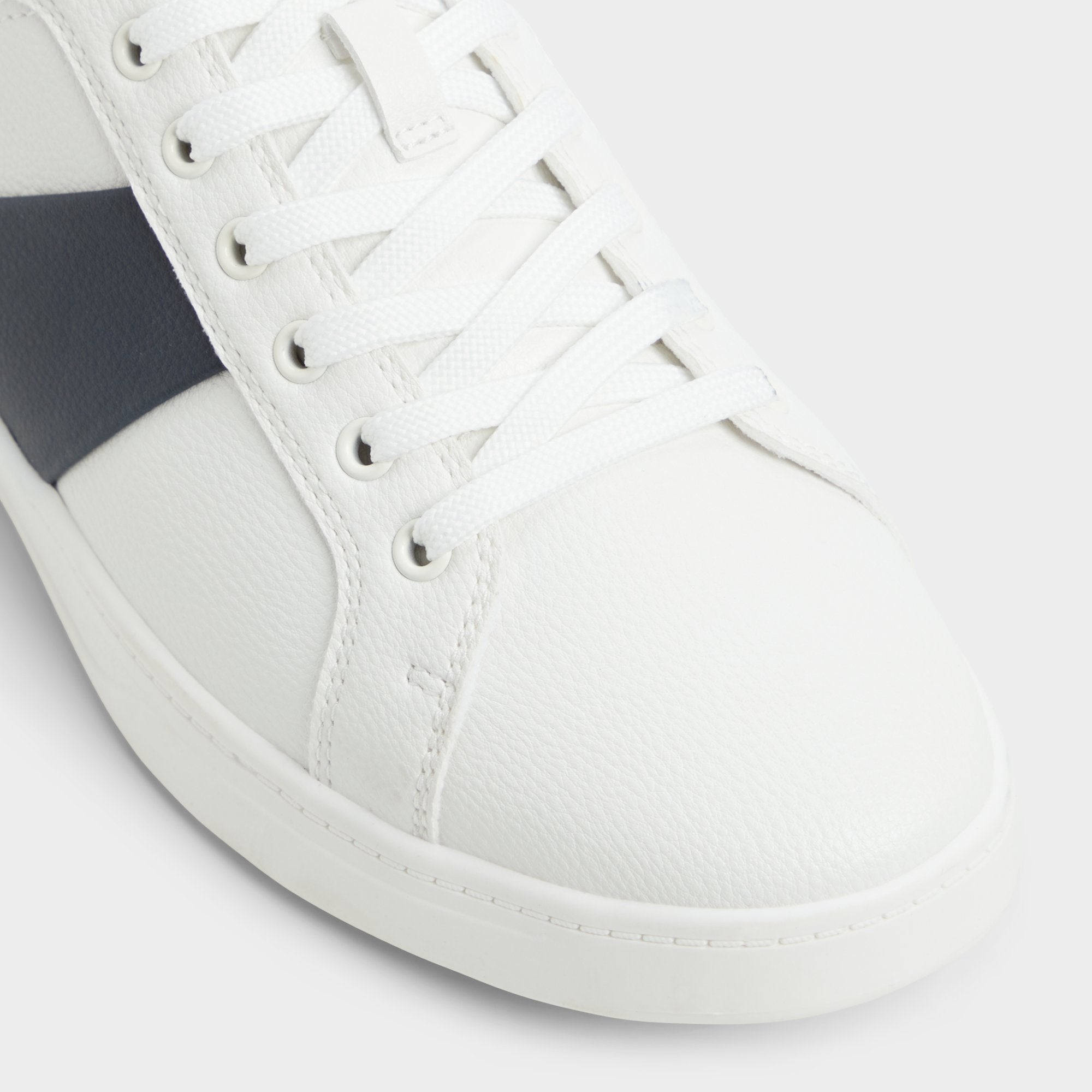 Ozzy White/Navy Men's Low top - Low top sneaker, Cup sole | Aldo online