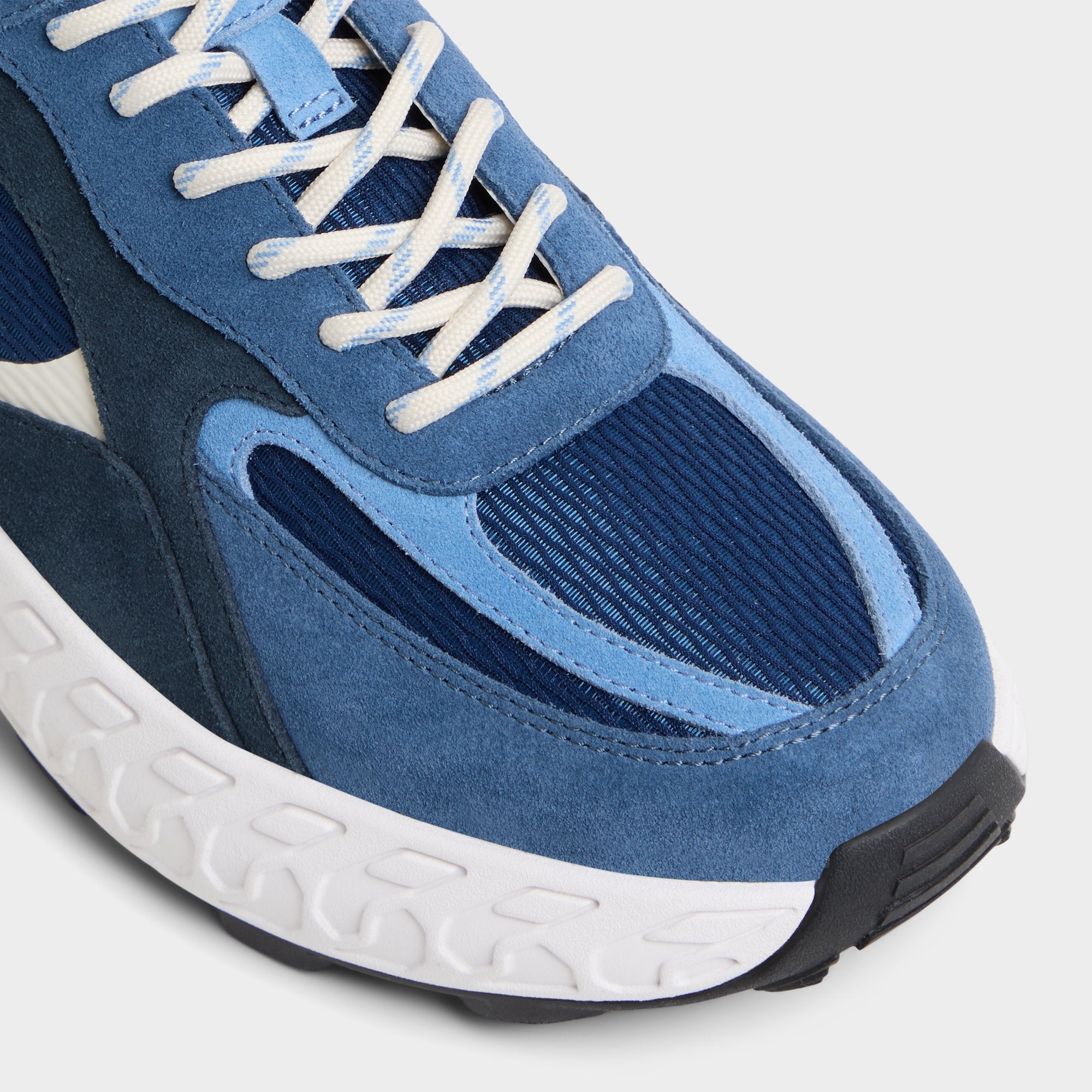 Stryker Navy Men's Low top - Low top sneaker, Jogger sole | Aldo outlet