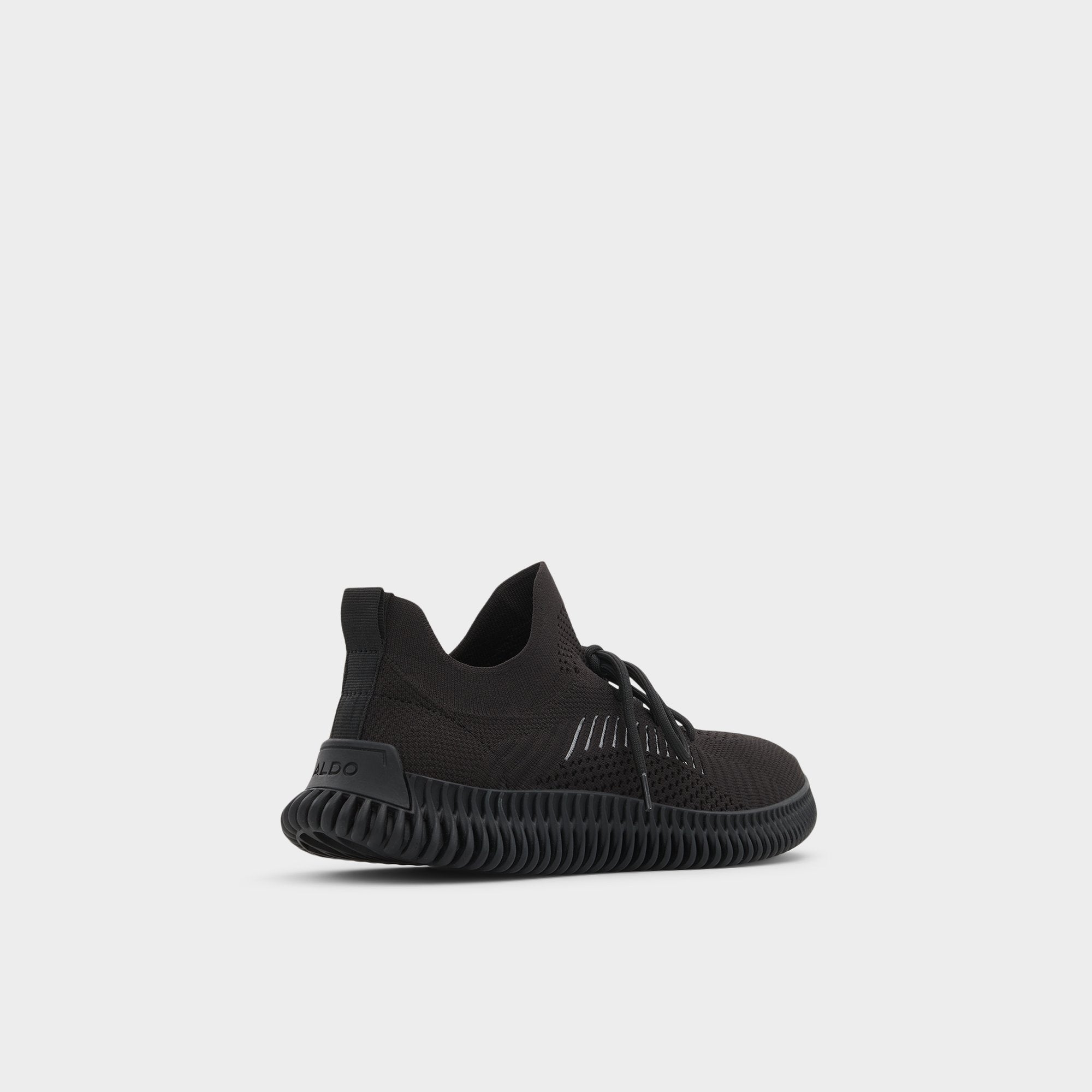 Gilgai Black Men's Athletic sneakers - Jogger sneaker, Jogger sole | Aldo for sale
