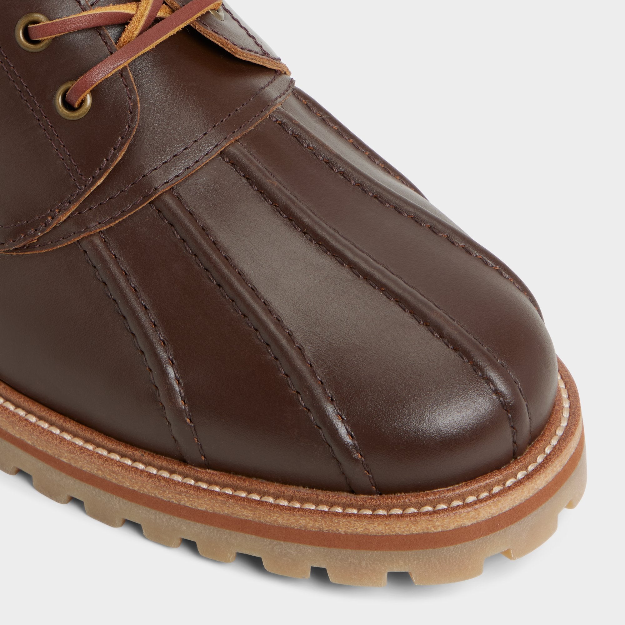 Finn in Medium Brown - Boat shoe, Lug sole | Aldo online