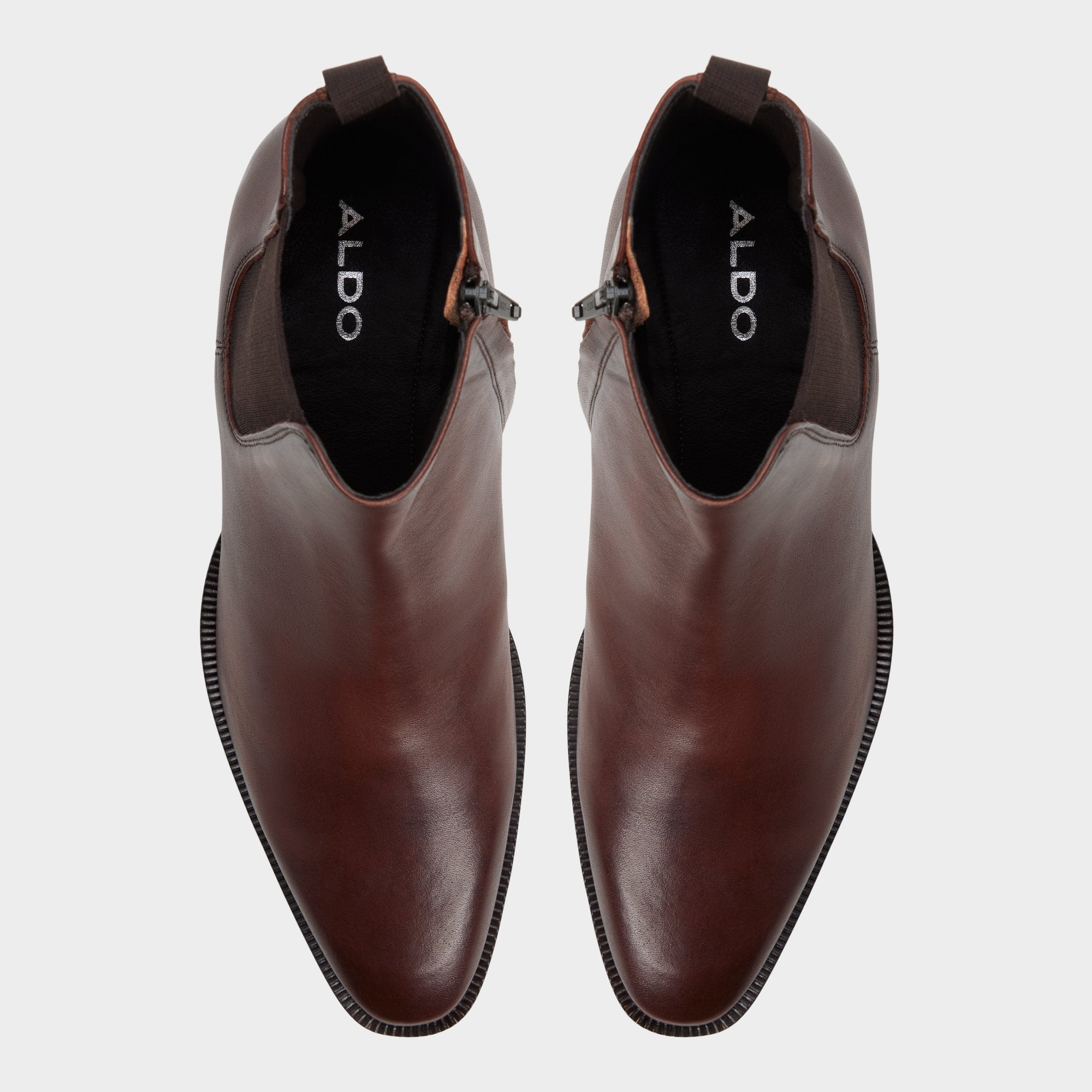 Jako in Brown - Chelsea boot, Block heel | Aldo discount